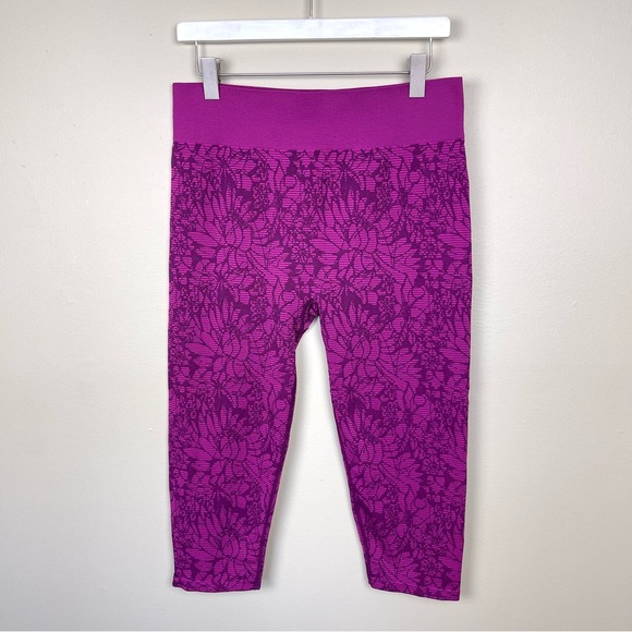 Fabletics Sebastian Floral Seamless Tight - Picture 3 of 8